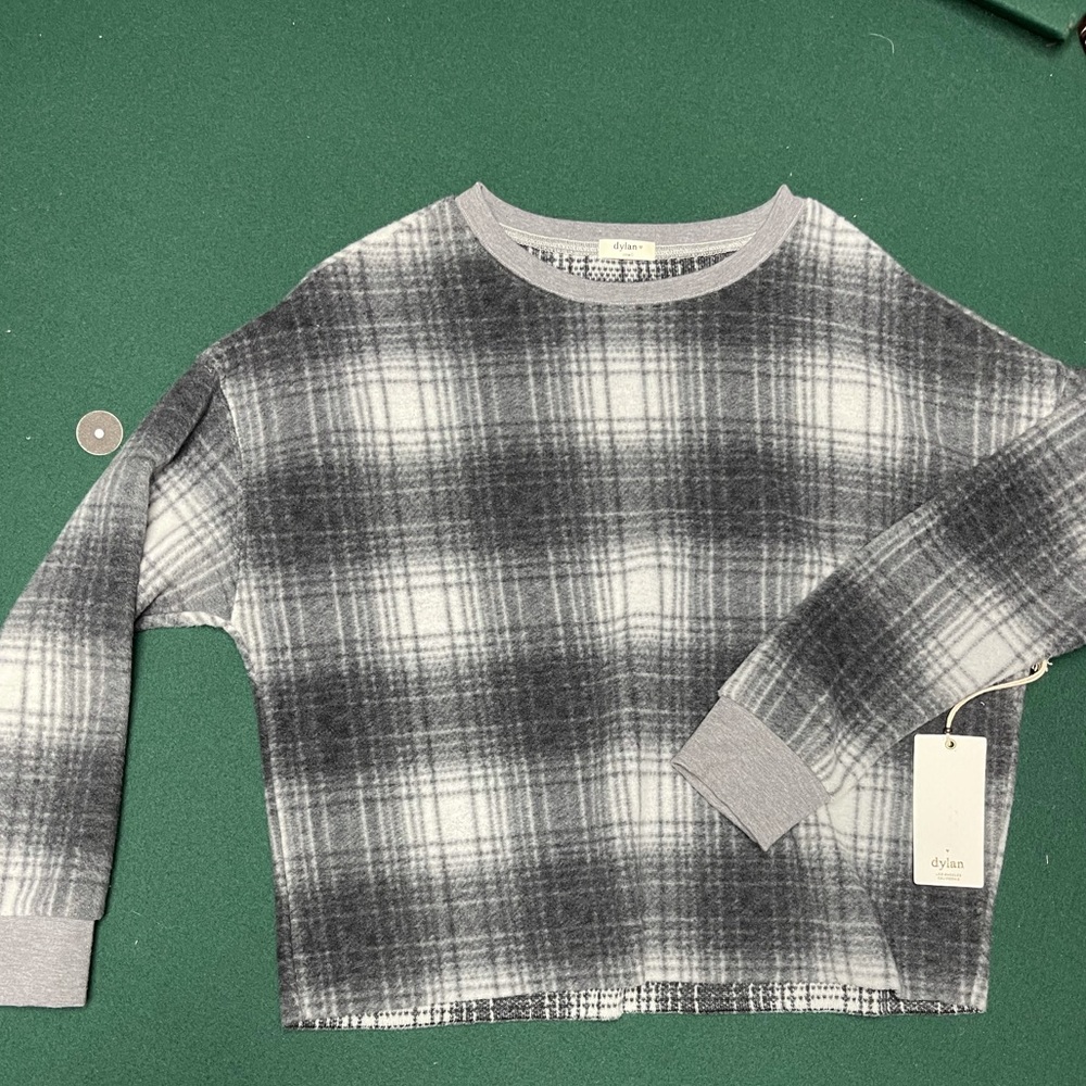 Dylan plaid sweater
